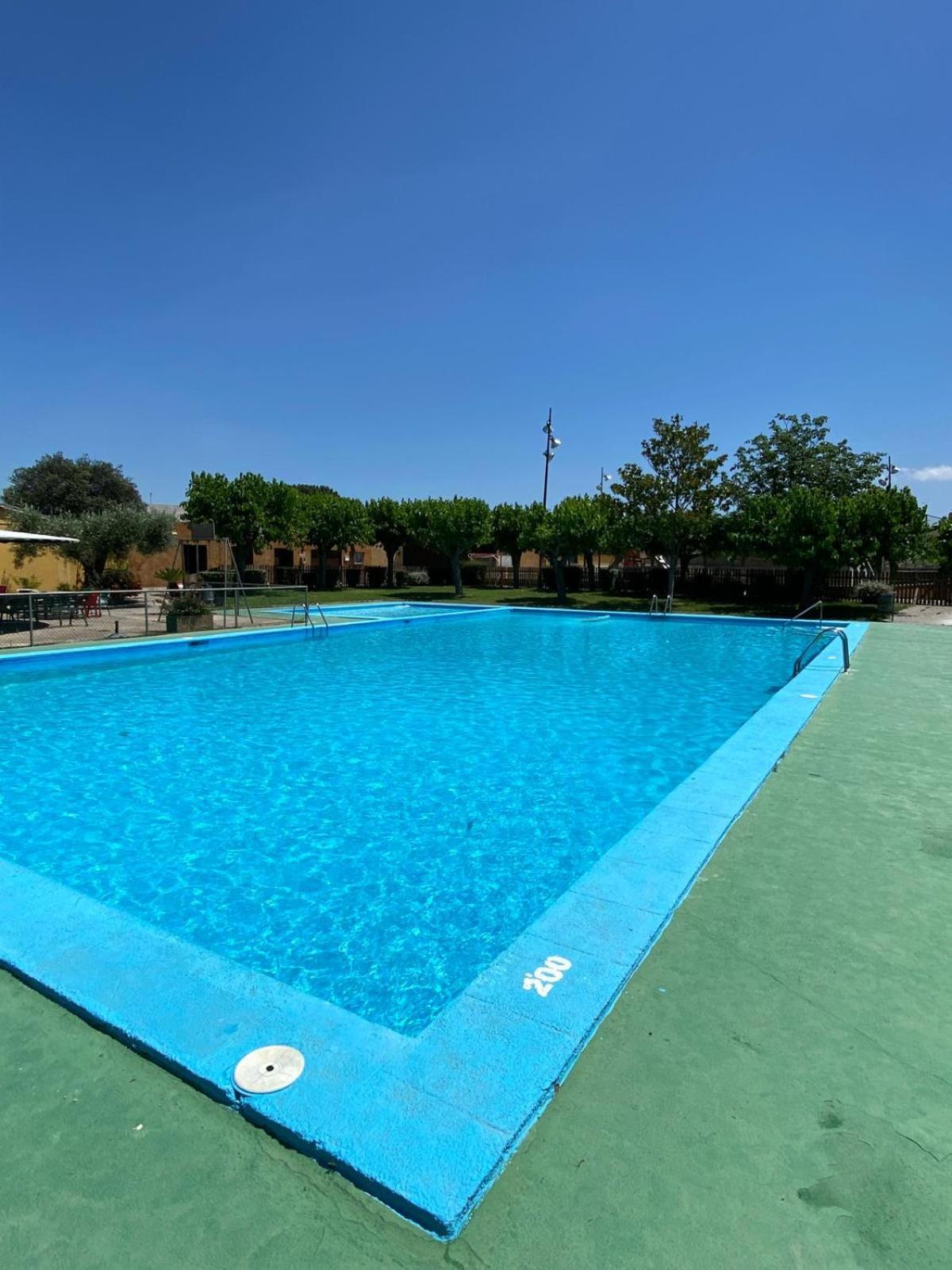 Casa Les Roques Villa Bascara Exterior photo